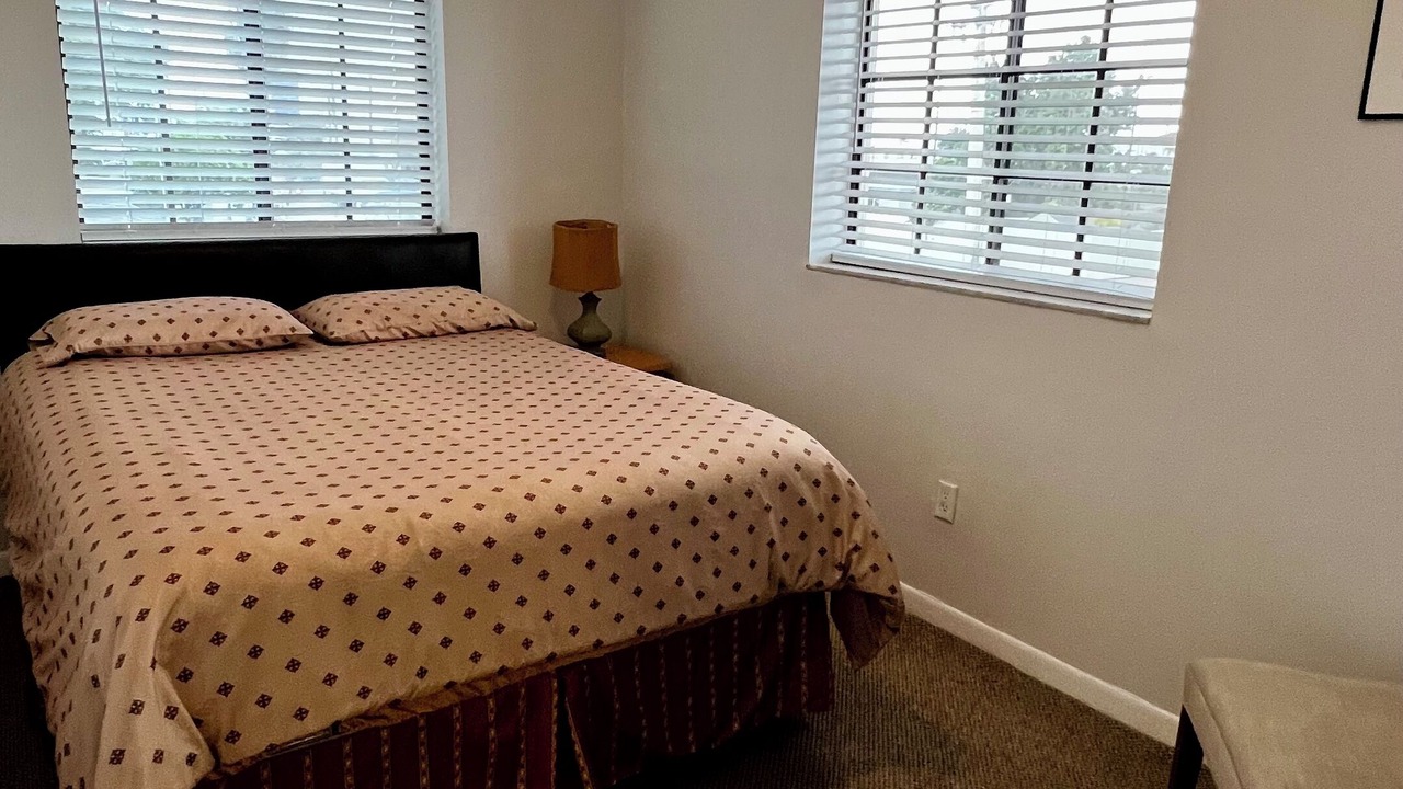 Photo of Bedroom in Hialeah