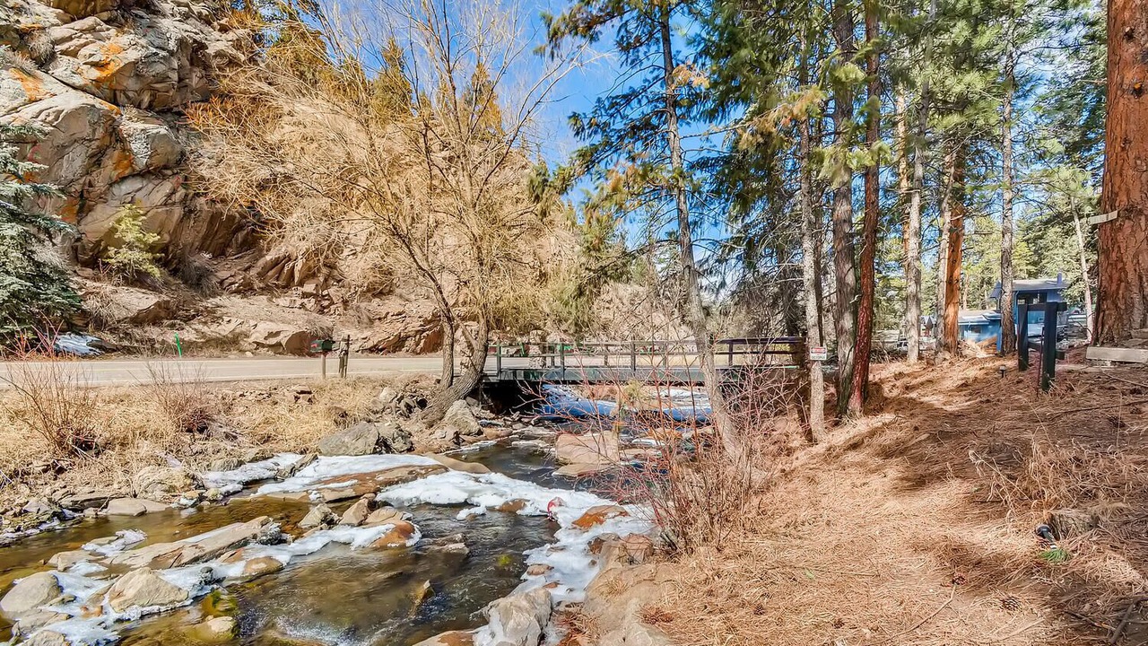 Photo of Outdoor in Evergreen