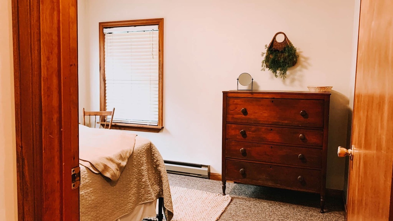 Photo of Bedroom in Logan