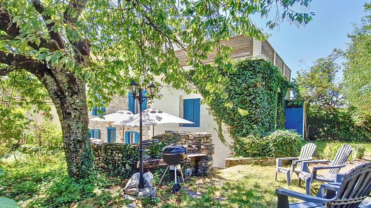 Photo of Patio Balcony in Luzenac