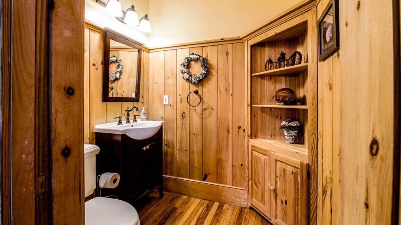 Photo of Bathroom in Blue Ridge