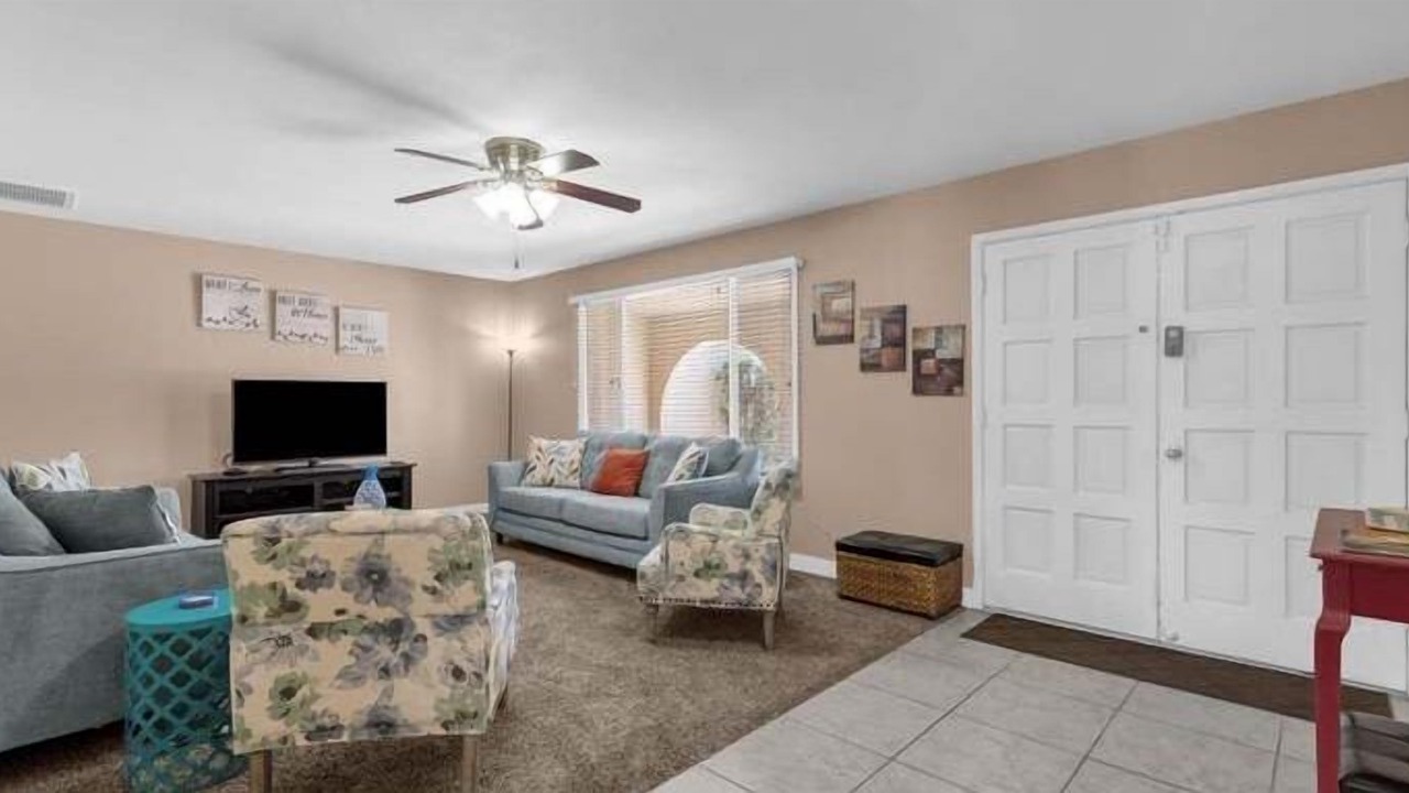 Photo of Livingroom in Tempe