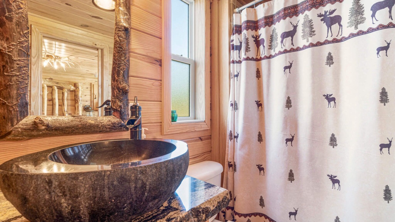 Photo of Bathroom in Sperry