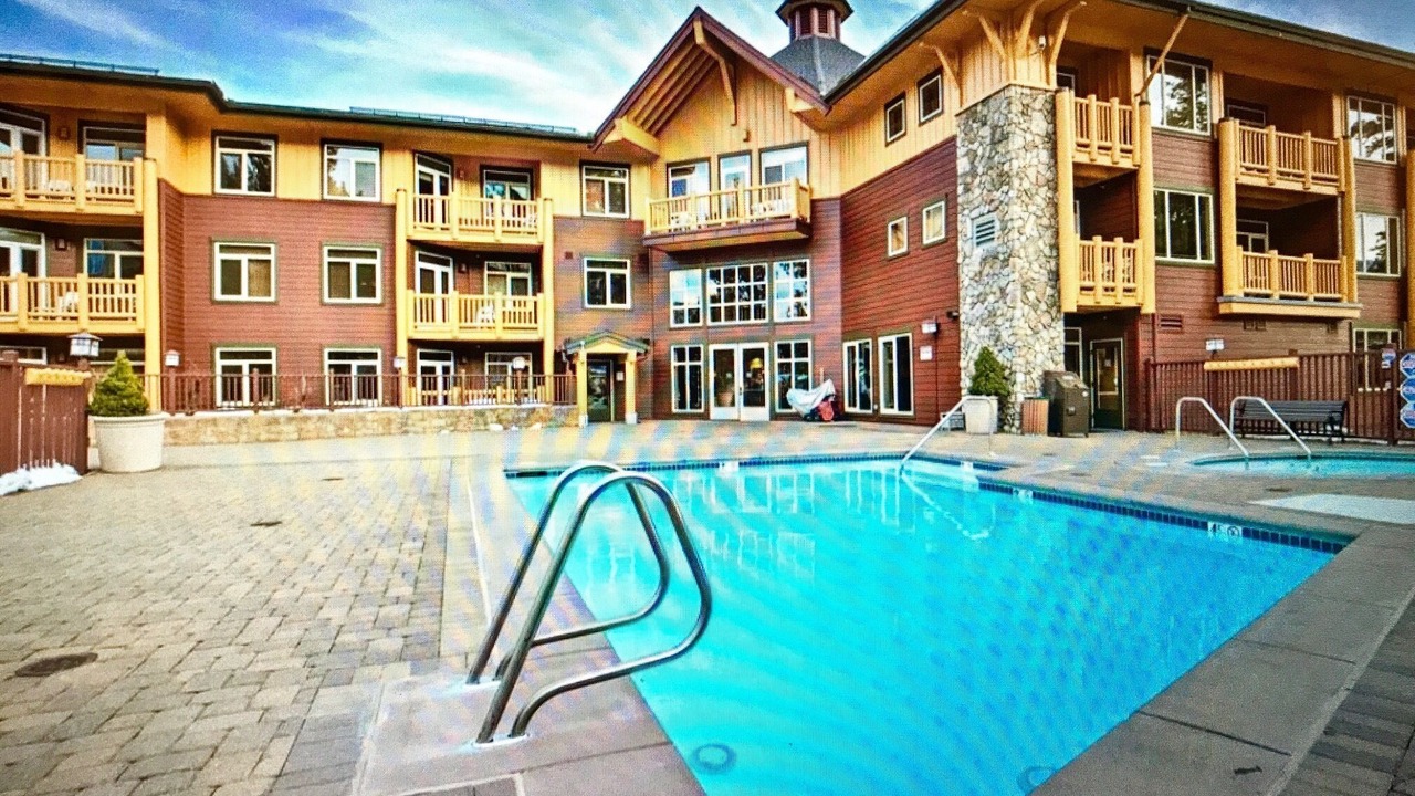 Photo of Outdoor in Mammoth Lakes