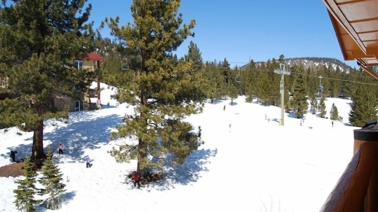 Photo of Patio Balcony in Mammoth Lakes
