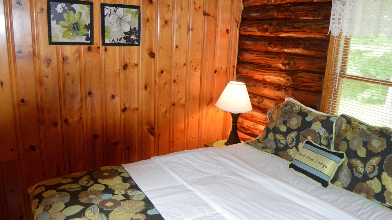 Photo of Bedroom in Elkins