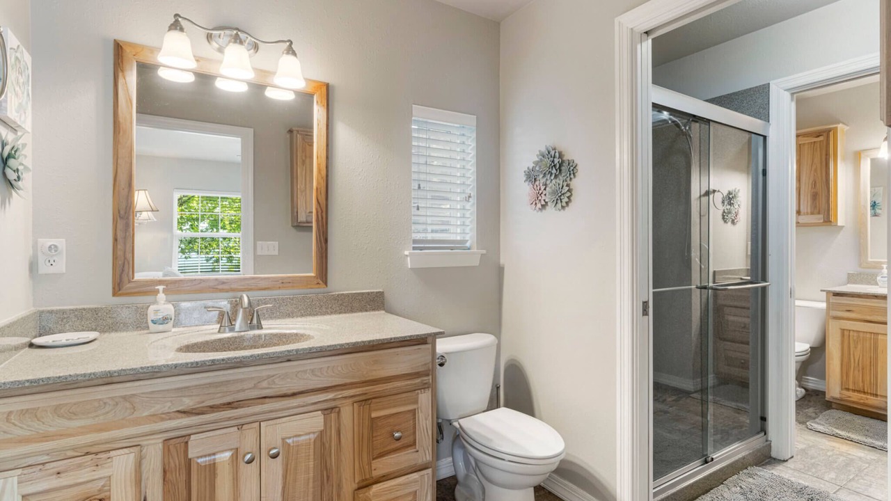 Photo of Bathroom in Sperry
