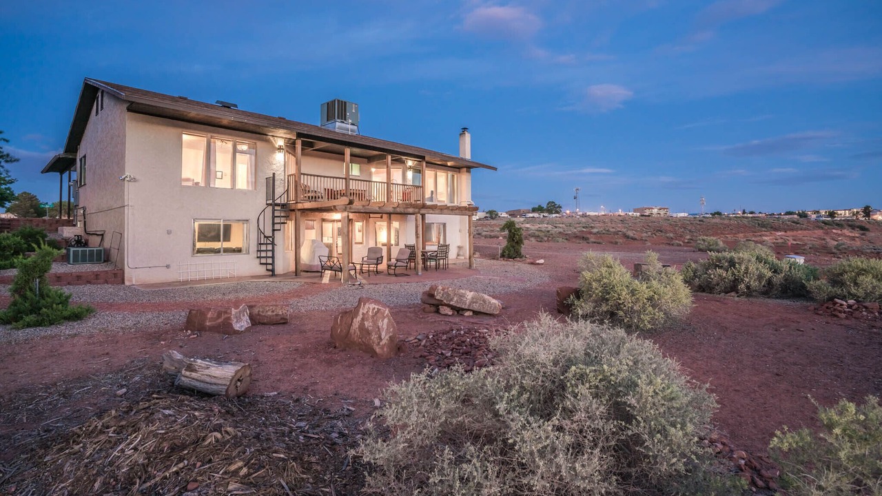 Photo of Outdoor in Page