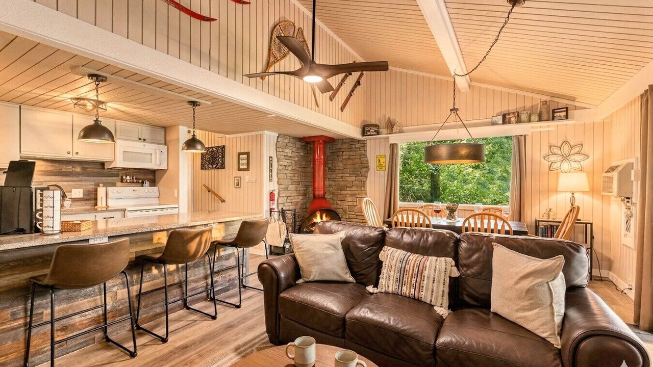 Photo of Livingroom in Bellaire
