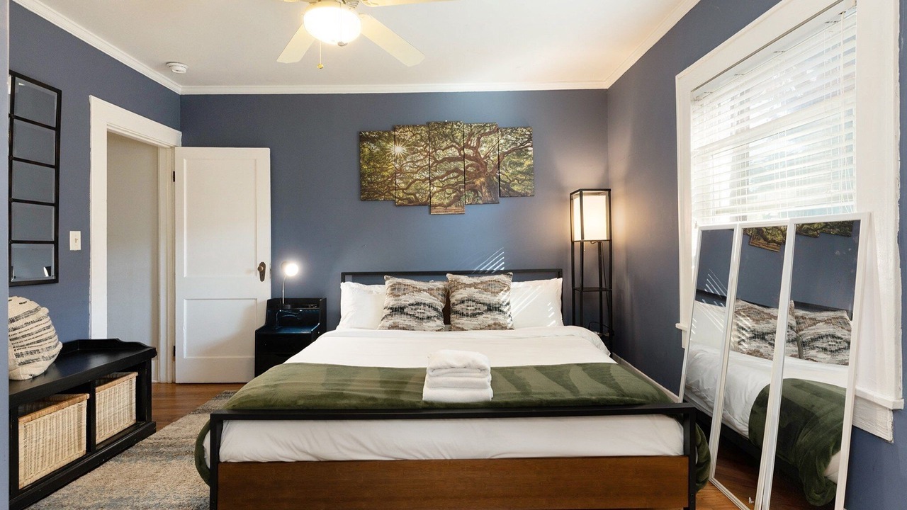 Photo of Bedroom in Charleston