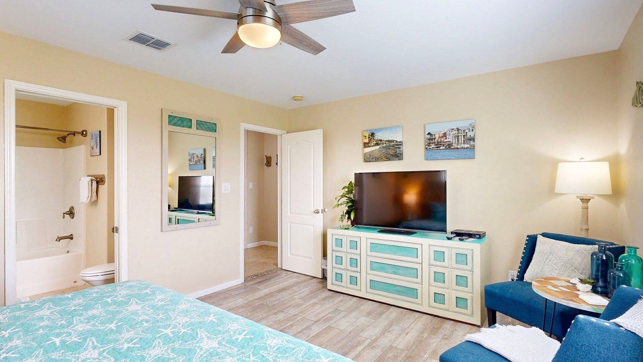 Photo of Bedroom in Port Aransas