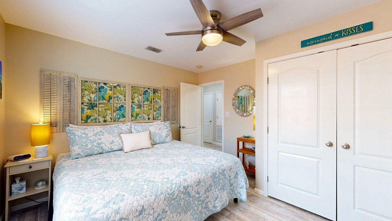 Photo of Bedroom in Port Aransas