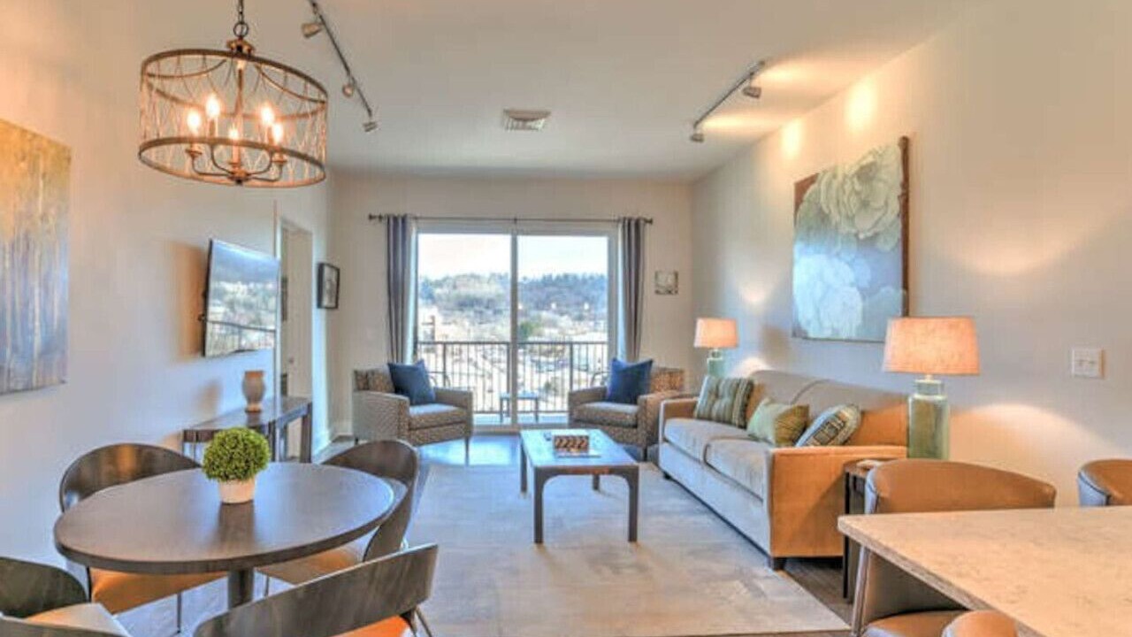 Photo of Livingroom in Asheville