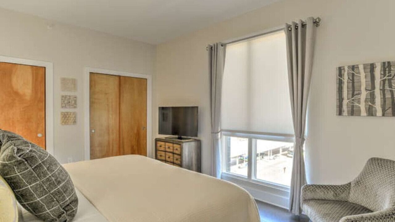 Photo of Bedroom in Asheville