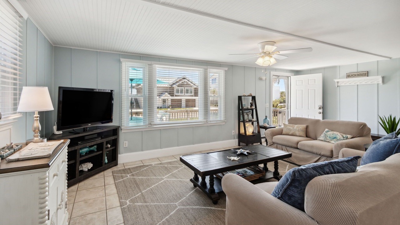 Photo of Livingroom in Ocean Cay
