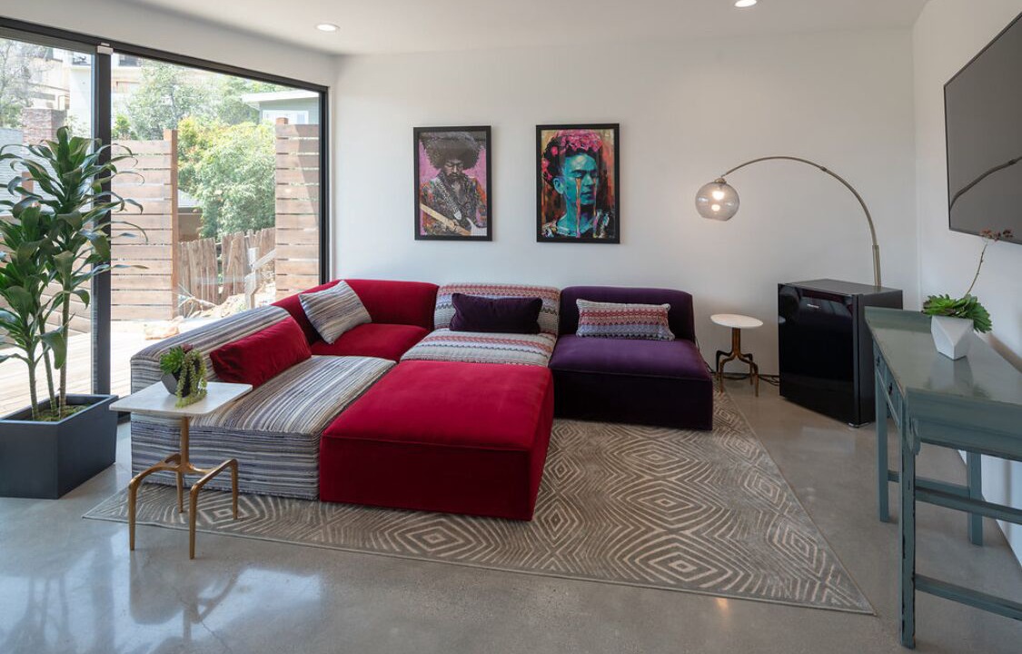 Photo of Livingroom in Hollywood Heights