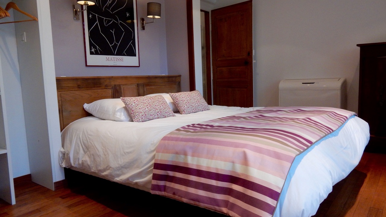 Photo of Bedroom in Menil