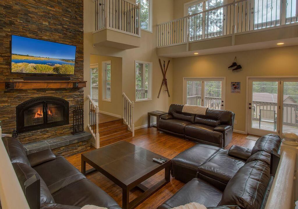 Photo of Livingroom in Country Club Estates