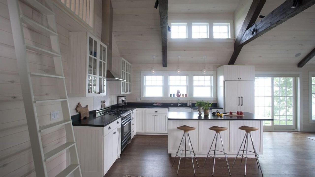 Photo of Kitchen in Lake Shore