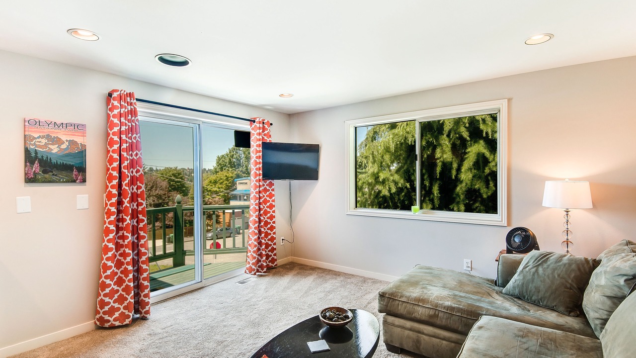 Photo of Livingroom in Green Lake
