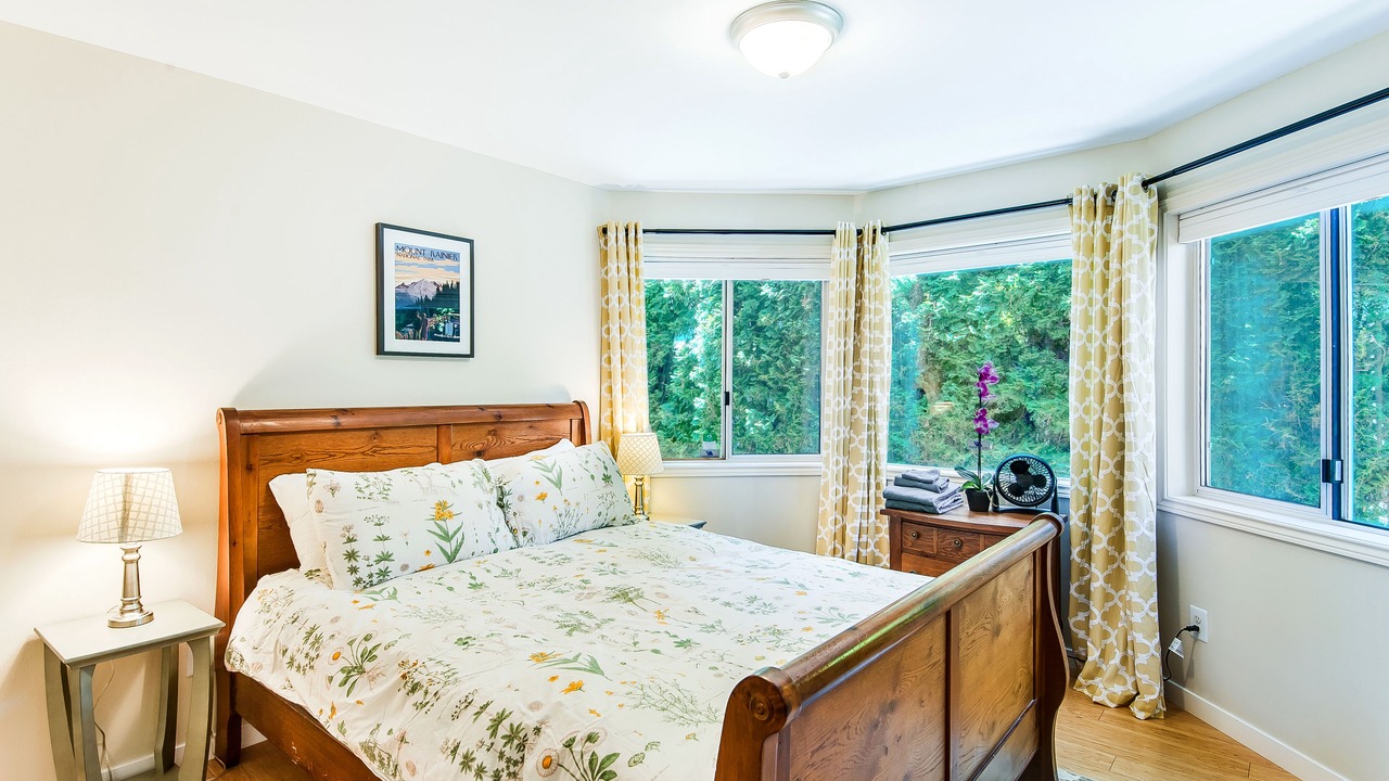 Photo of Bedroom in Green Lake