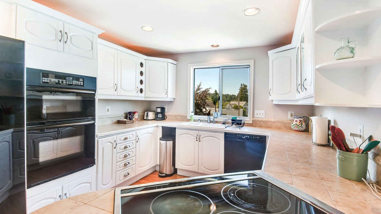 Photo of Kitchen in Green Lake