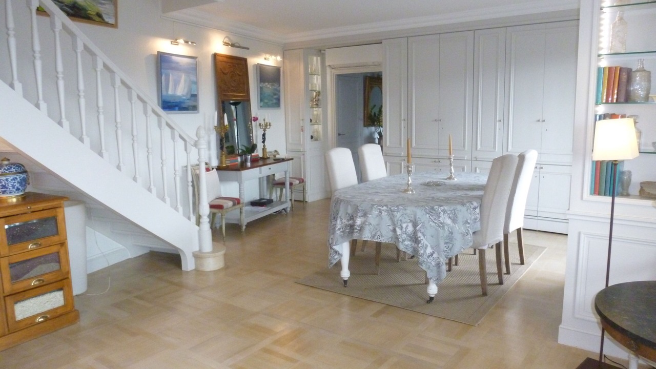 Photo of Others in Neuilly-sur-Seine