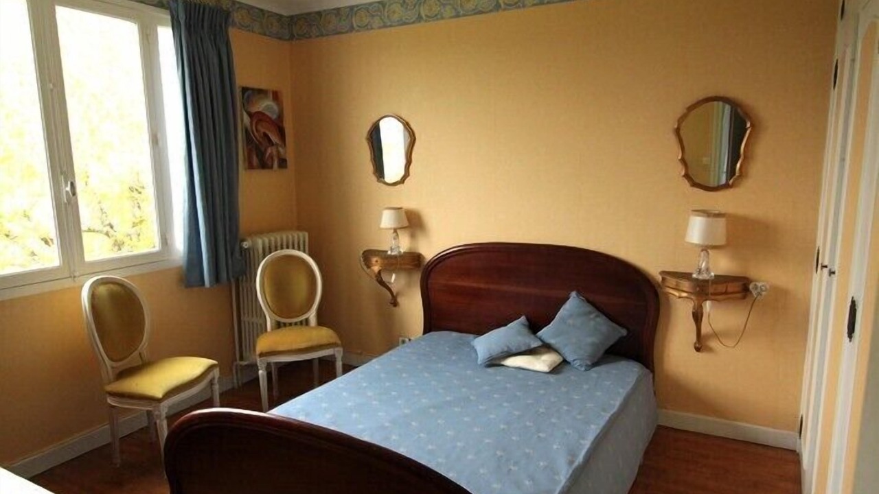 Photo of Bedroom in Puybrun