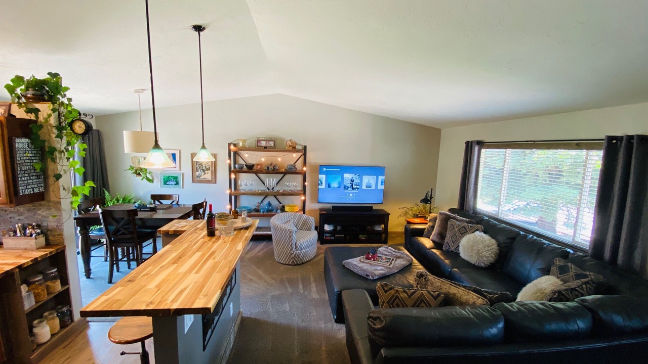 Photo of Bedroom in Northeast Colorado Springs