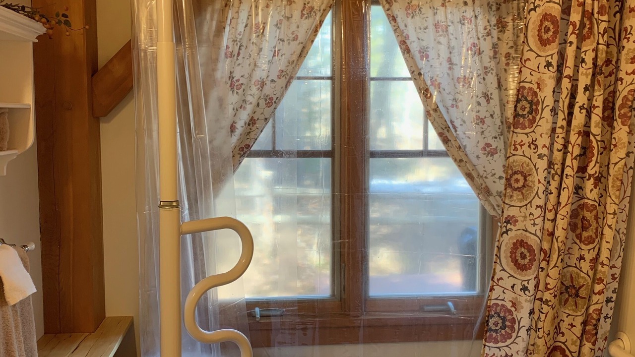 Photo of Bathroom in East Glacier Park Village