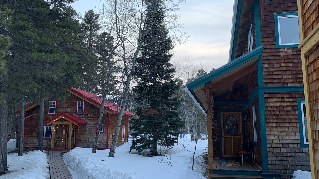 Photo of Outdoor in East Glacier Park Village
