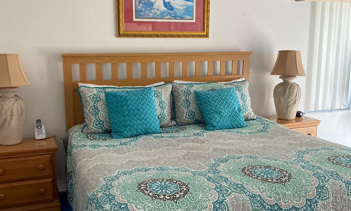 Photo of Bedroom in Sunset Lakes