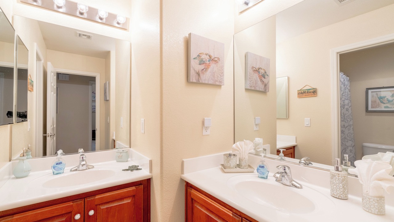 Photo of Bathroom in Paradise