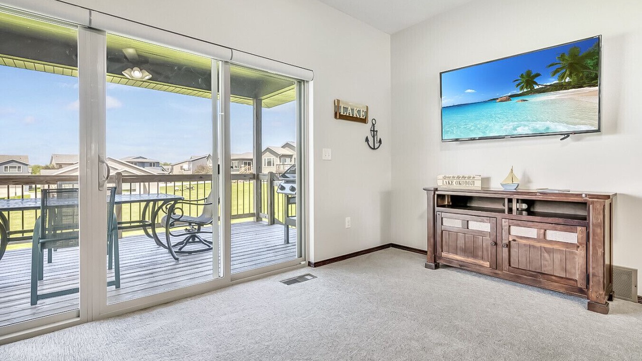 Photo of Livingroom in Spirit Lake