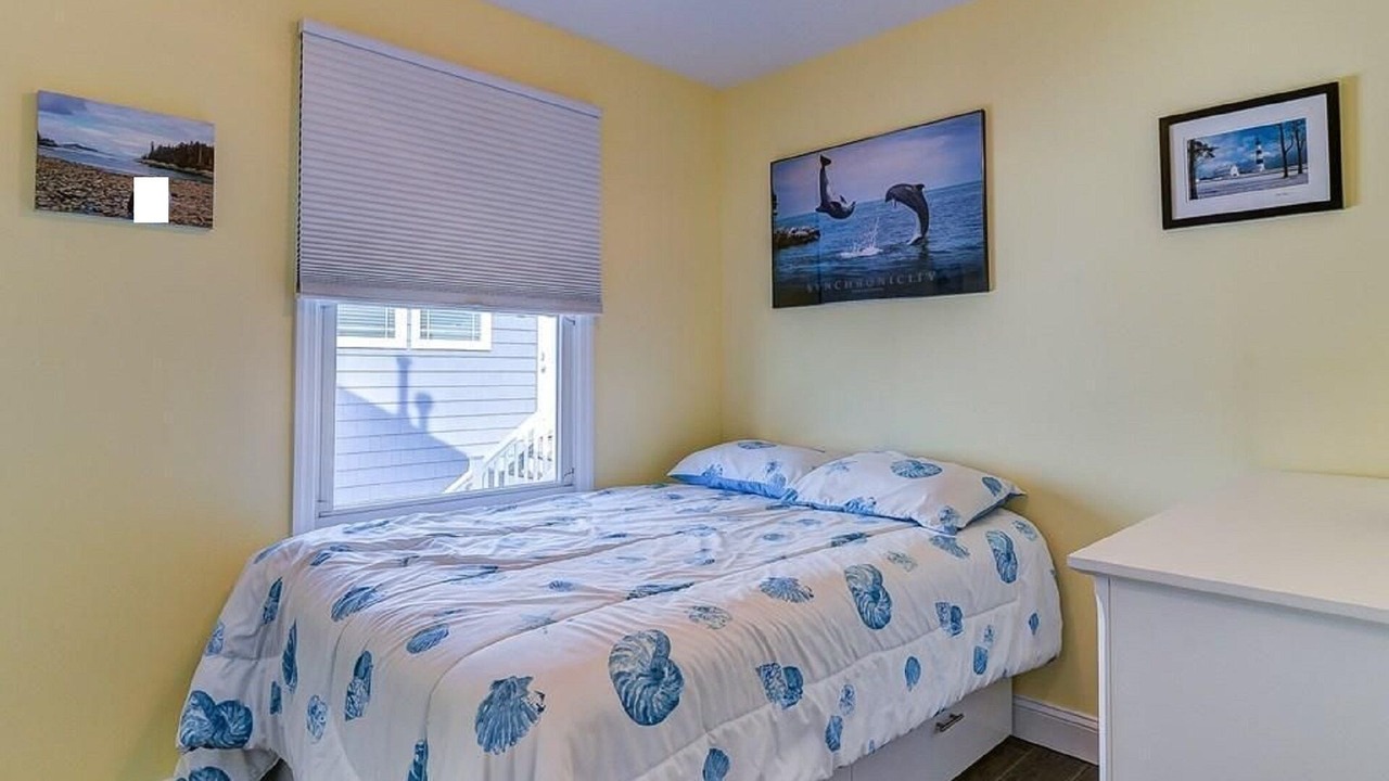 Photo of Bedroom in Ocean Beach III