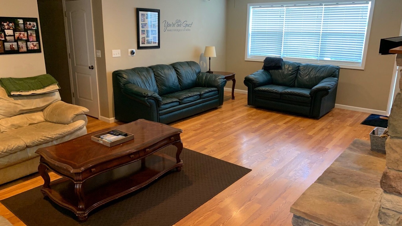 Photo of Livingroom in Monticello