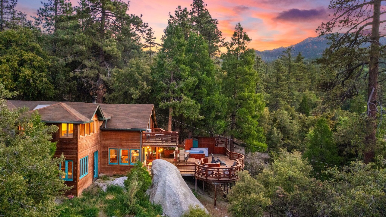 Photo of Patio Balcony in Idyllwild