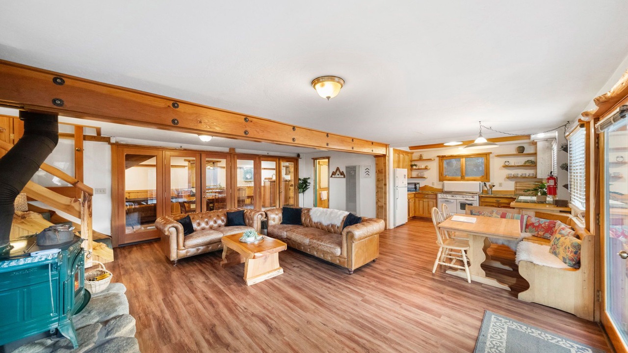 Photo of Livingroom in Idyllwild