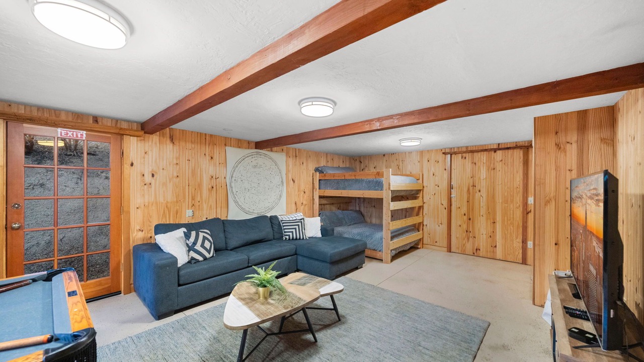 Photo of Livingroom in Idyllwild