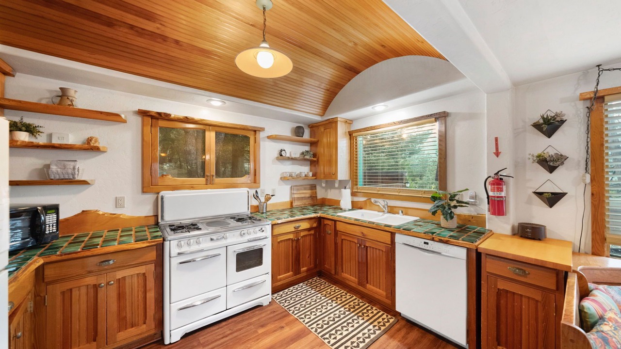 Photo of Kitchen in Idyllwild