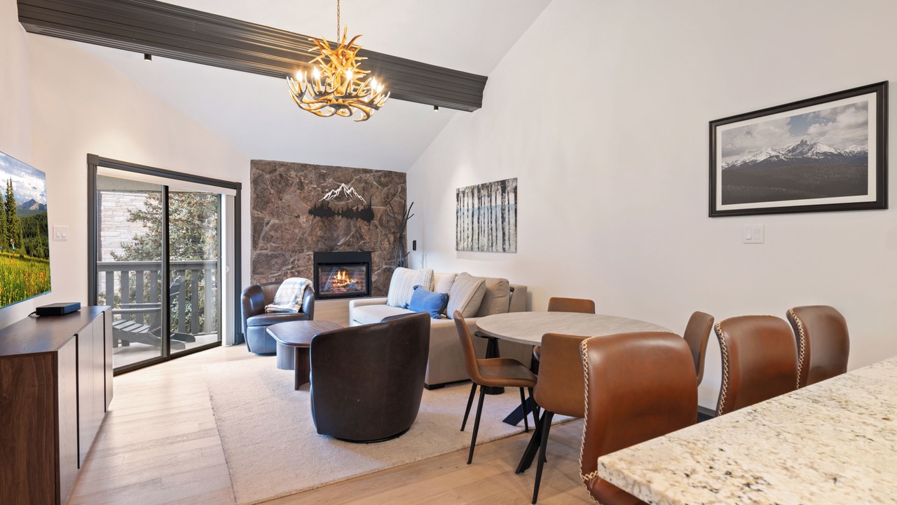 Photo of Livingroom in Vail
