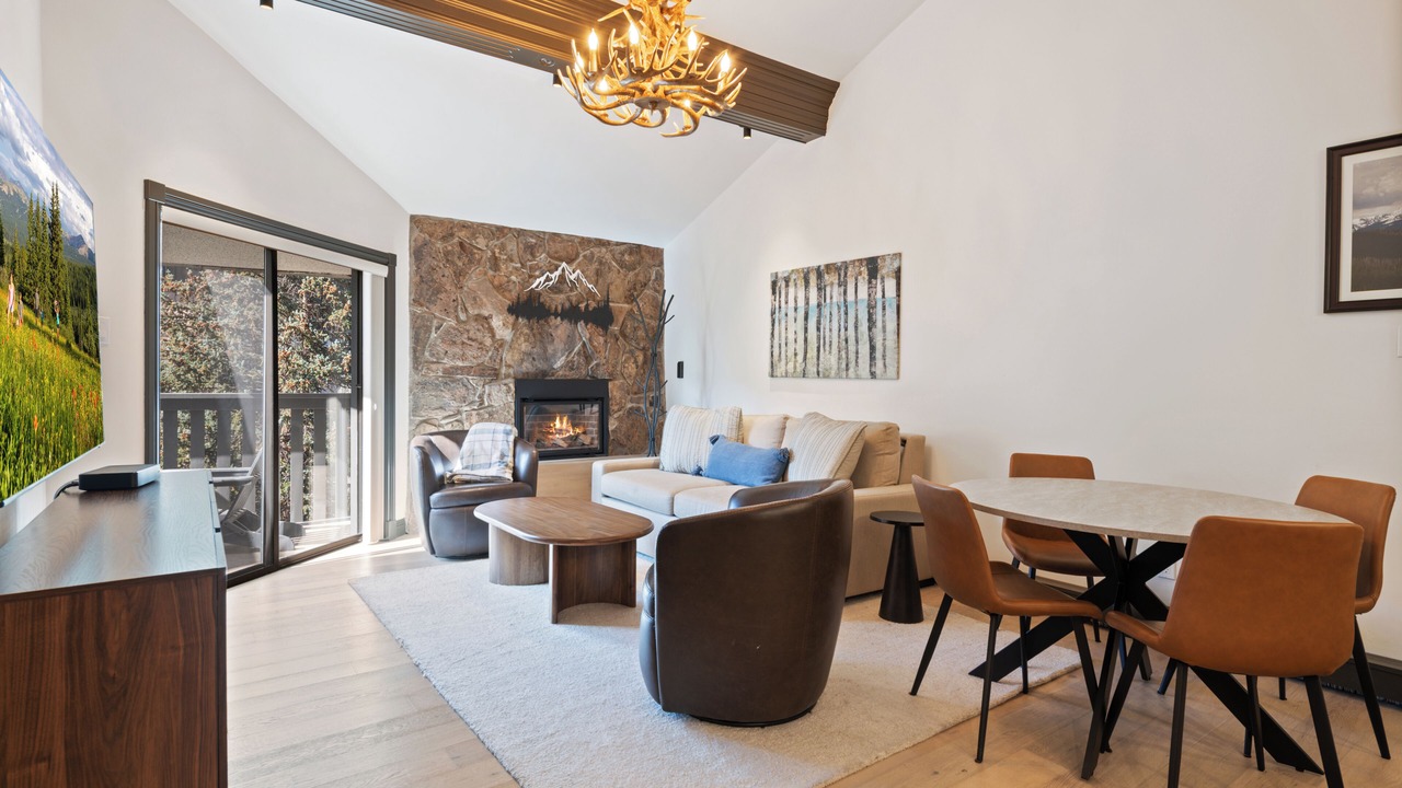 Photo of Livingroom in Vail