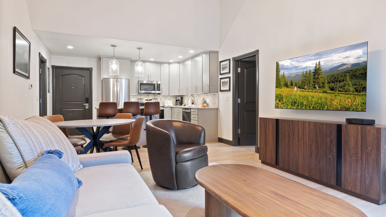 Photo of Livingroom in Vail