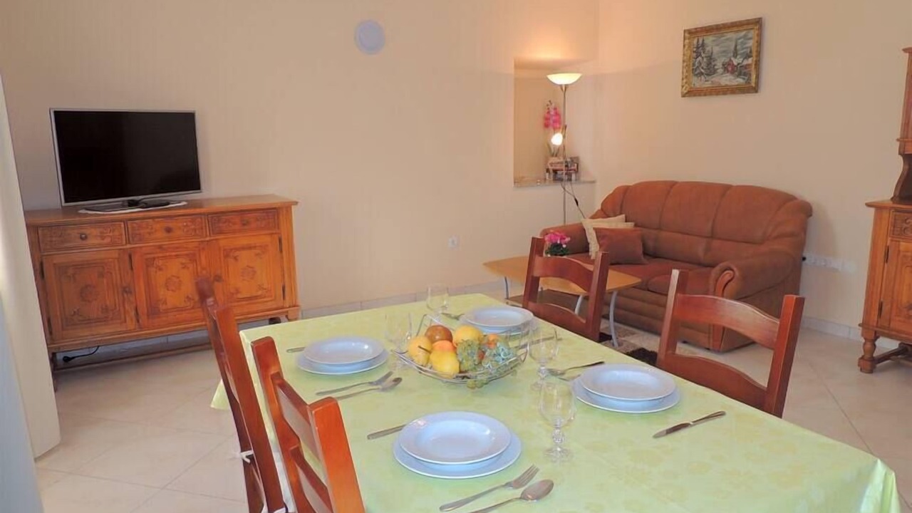 Photo of Livingroom in Gabonjin