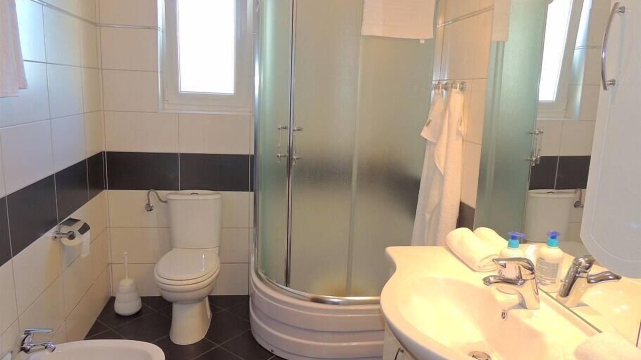 Photo of Bathroom in Gabonjin