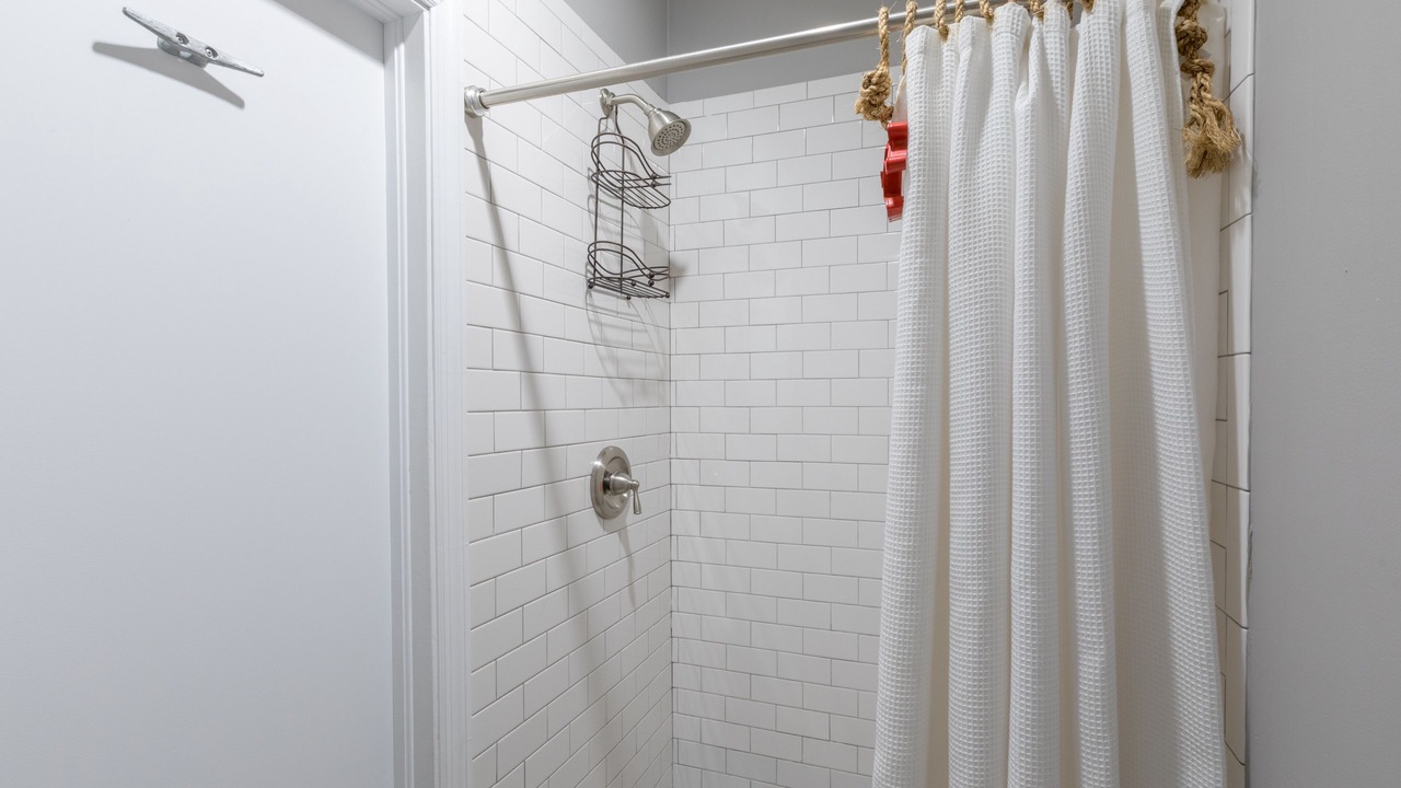 Photo of Bathroom in Uptown - Upper Duval