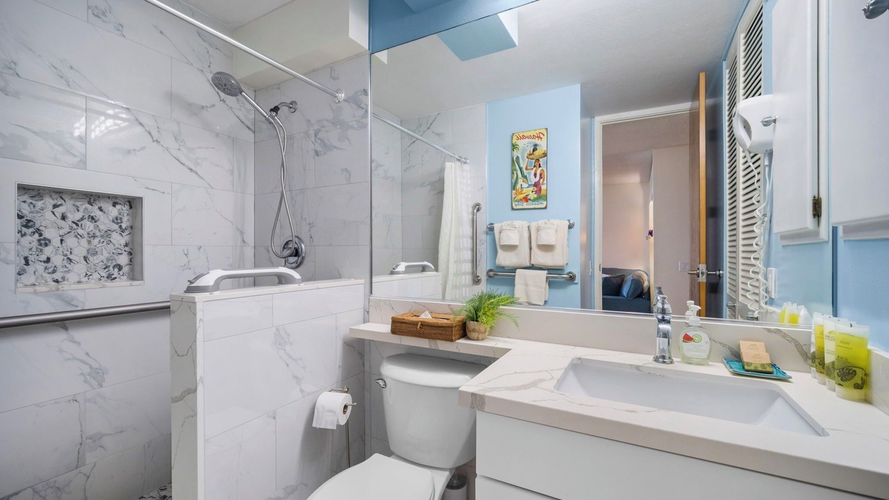 Photo of Bathroom in Princeville
