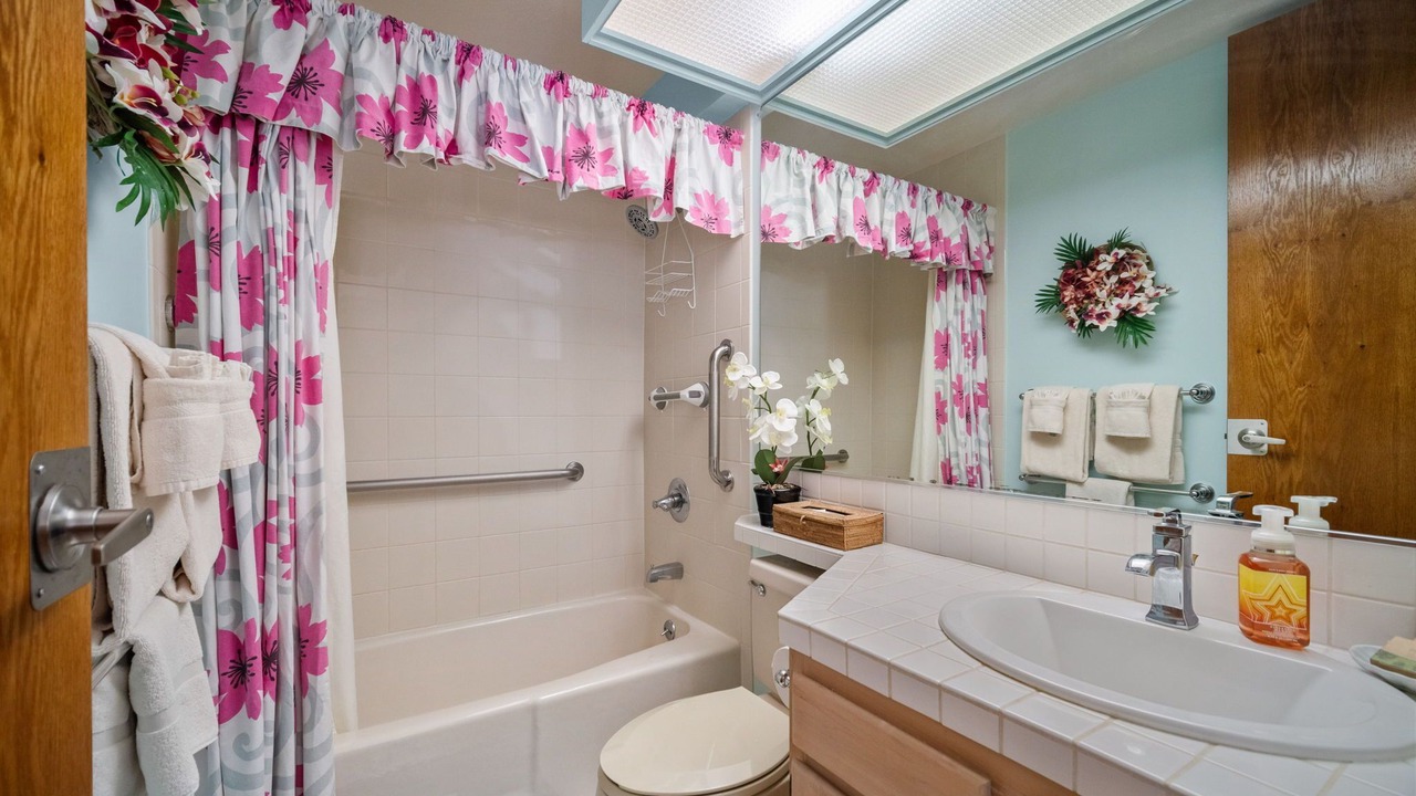 Photo of Bathroom in Princeville