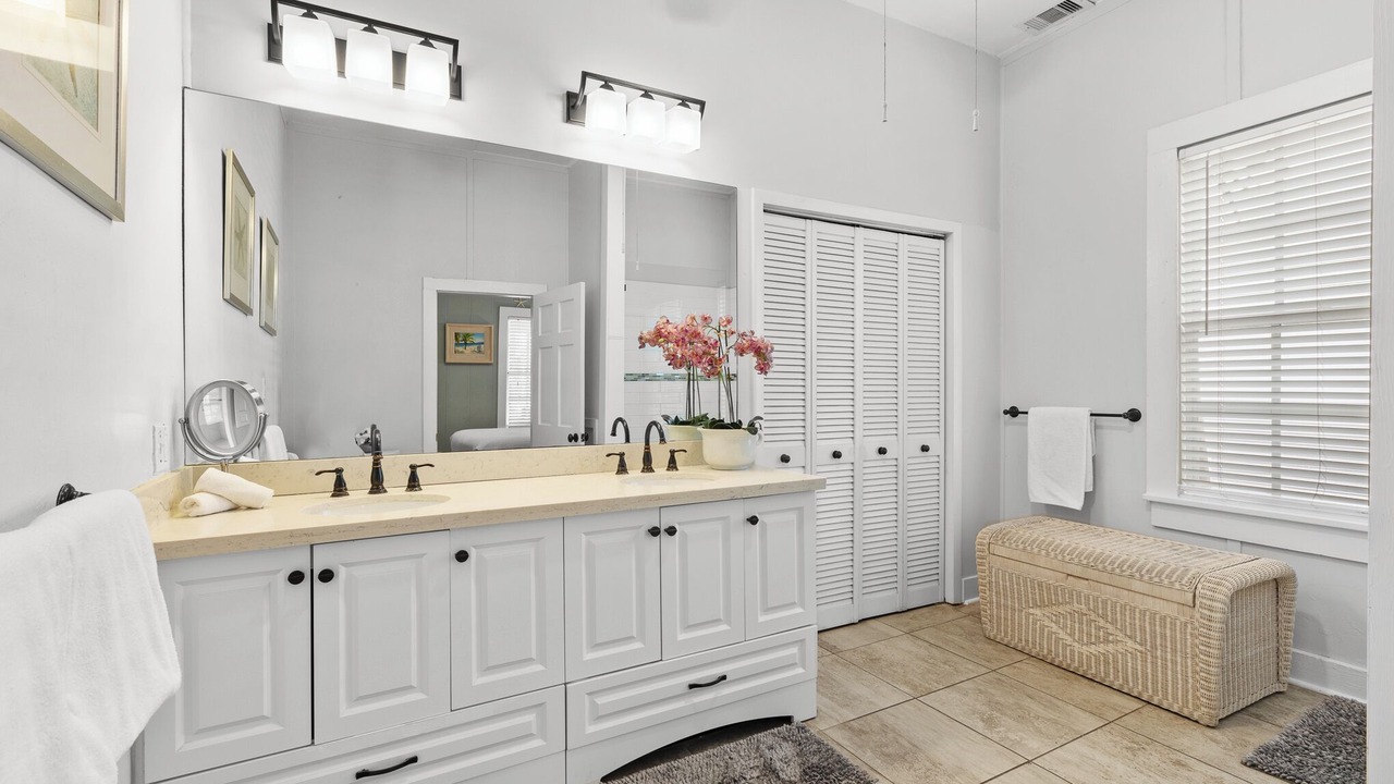 Photo of Bathroom in Key West Historic District