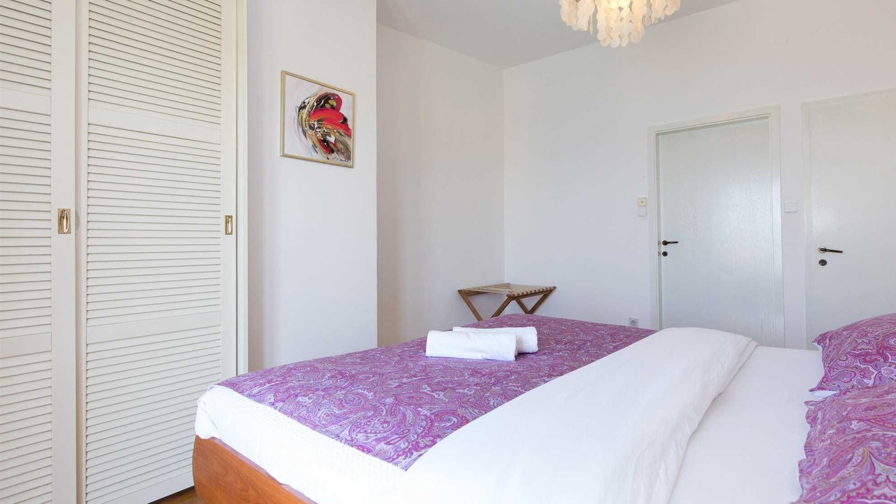 Photo of Bedroom in Vantacici